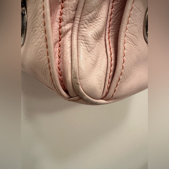 Marc Jacobs Leather Shoulder Bag in Blush Pink - Picture 8 of 15